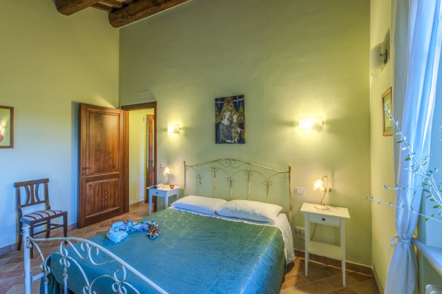 Noord Le Marche Urbino Villa LMV2310B Slaapkamer1