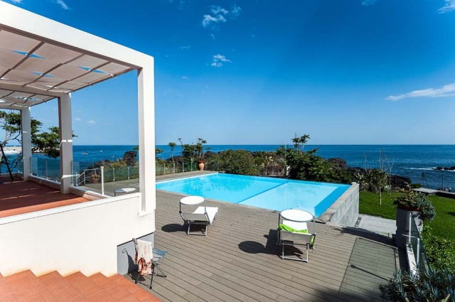 Sicilie Vakantieappartementen Met Zwembad Grote Tuin Direct Aan Zee 21