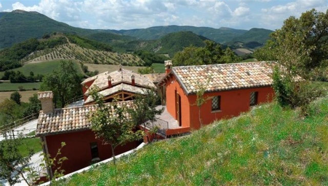 Zwembad Agriturismo Le Marche 1a